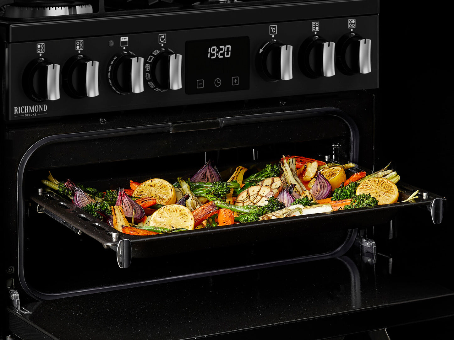 Stoves 444411848 fornuis Vrijstaand fornuis Electrisch Inductiekookplaat zones Crème
