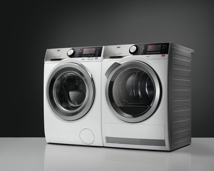 AEG L8FE96CS wasmachine Voorlader 9 kg 1600 RPM Roestvrijstaal, Wit